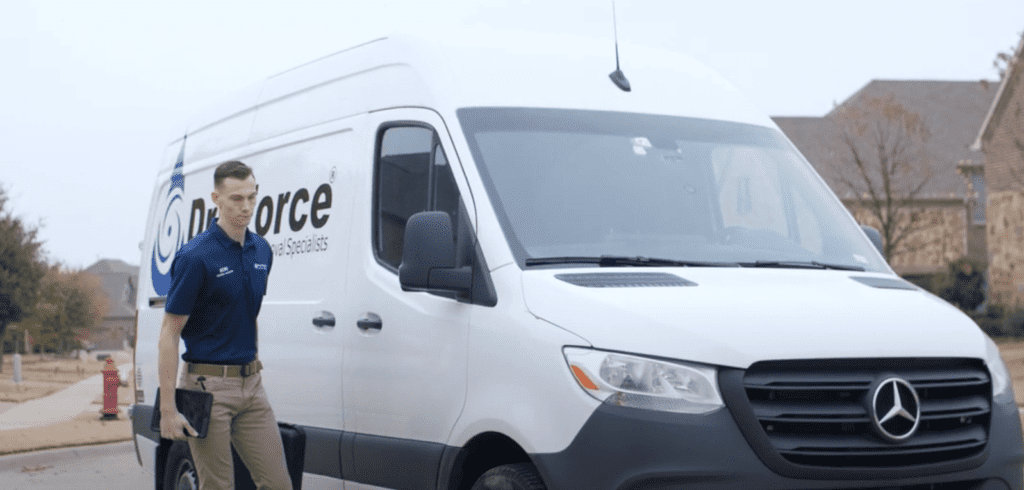 dry force water removal specialists arrive at home