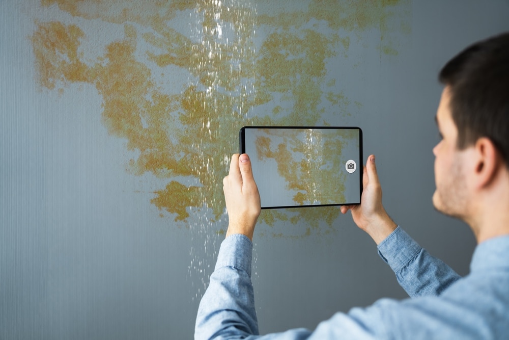 How to Handle Water Damage Insurance Claims: 6 Steps & Tips
