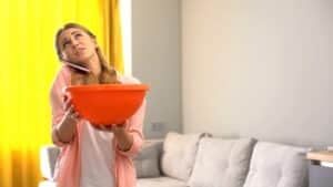 3 Ways to Respond to Water Leaking from a Light Fixture